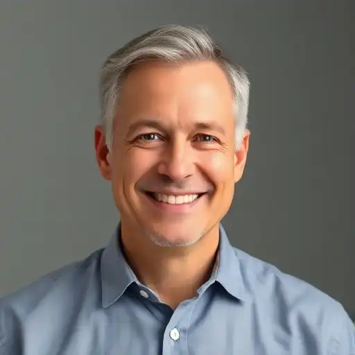 Portrait von Thomas Schneider